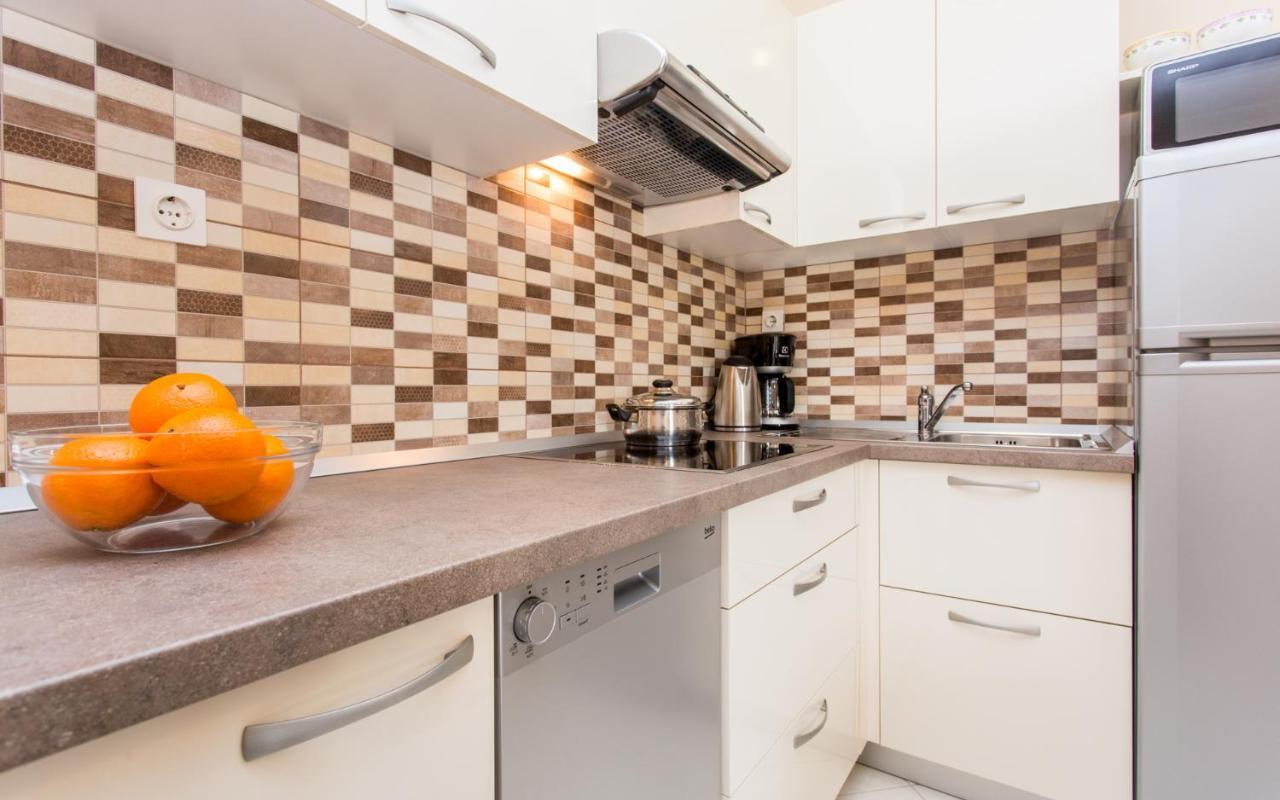 Apartments Dujmovic Ivo 2 باشْكا المظهر الخارجي الصورة